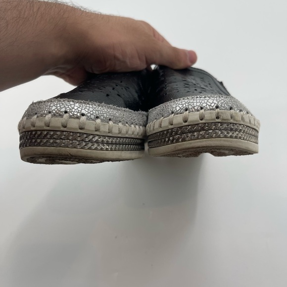 Bernie Mev TW99 Slip On Leather Perforated Black Shoes size 39 Size Us 9 - Picture 12 of 14